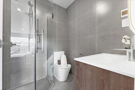 Photo of property in 4/49 Northboro Road, Belmont, Auckland, 0622