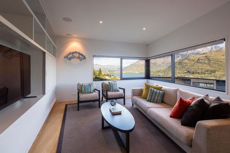 Photo of property in St Andrews Park, 61 Highview Terrace, Queenstown, 9300
