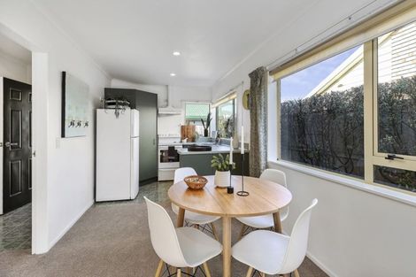 Photo of property in Miramar Villas, 16/3u Byron Street, Miramar, Wellington, 6022