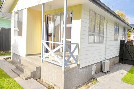 Photo of property in 22 Indiana Grove, Totara Park, Upper Hutt, 5018