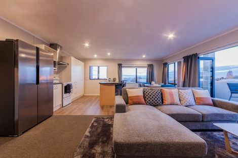 Photo of property in 12/11 Jack Conway Avenue, Manukau, Auckland, 2104