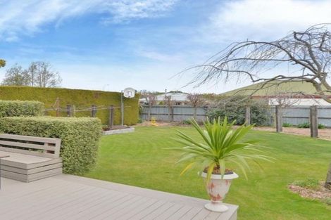 Photo of property in 35 Newnham Street, Rangiora, 7400