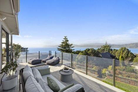 Photo of property in 40 Seatoun Heights Road, Seatoun, Wellington, 6022