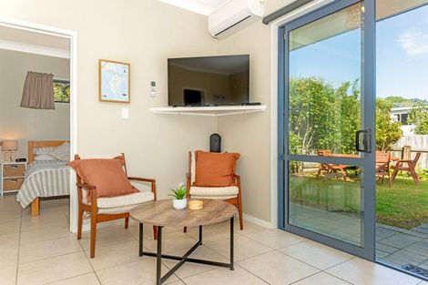 Photo of property in 13 Ratau Street, Mahia, 4198