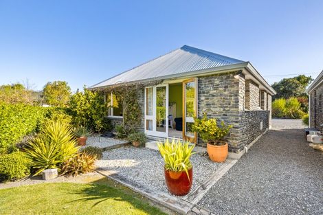 Photo of property in 49 Douglas Road, Amberley, 7410