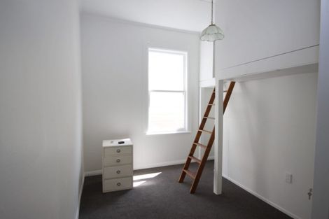 Photo of property in 104 Wallace Street, Mount Cook, Wellington, 6021