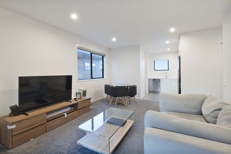 Photo of property in 19 Patrick Rice Drive, Swanson, Auckland, 0614