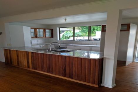 Photo of property in 2/112 Nile Road, Milford, Auckland, 0620