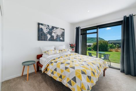 Photo of property in 7 Mckellar Drive, Jacks Point, Queenstown, 9371