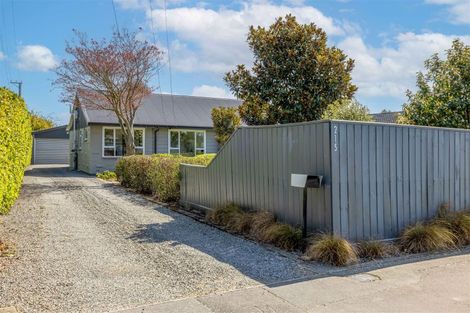 Photo of property in 215 Avonhead Road, Avonhead, Christchurch, 8042