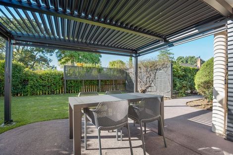 Photo of property in 25 Neil Avenue, Te Atatu Peninsula, Auckland, 0610