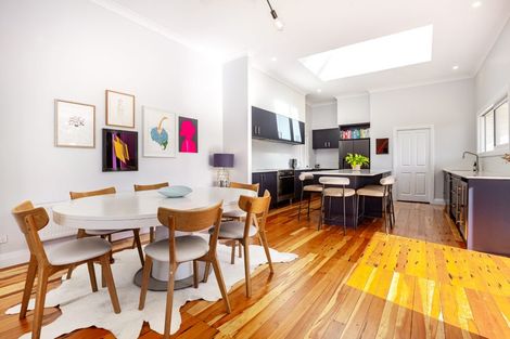 Photo of property in 21 Priscilla Crescent, Mornington, Wellington, 6021