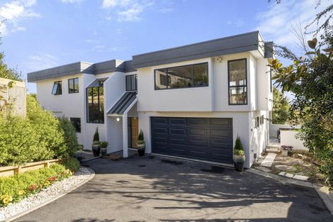 Photo of property in 136 Winara Avenue, Waikanae, 5036