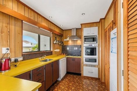 Photo of property in 41 Chapman Street, Johnsonville, Wellington, 6037