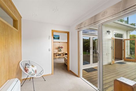 Photo of property in 53 Beckford Road, Saint Martins, Christchurch, 8022