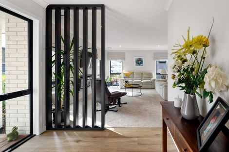 Photo of property in 14 Ruge Court, Cambridge, 3434