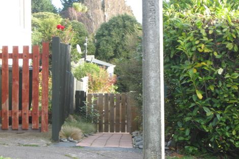 Photo of property in 14 Moerangi Street, Broad Bay, Dunedin, 9014