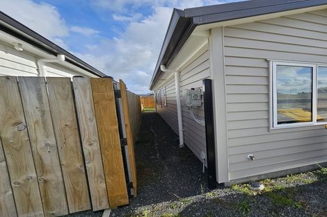 Photo of property in 40 Whareatua Avenue, Takanini, 2112