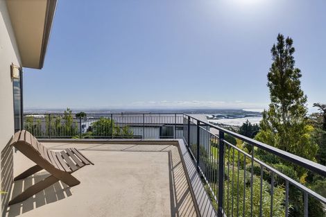 Photo of property in 16 Stoneyridge Close, Mount Pleasant, Christchurch, 8081