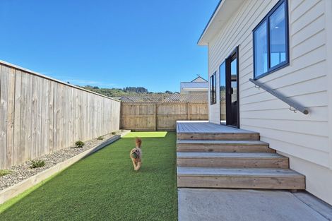 Photo of property in 13-15 Gillespie Street, Taita, Lower Hutt, 5011