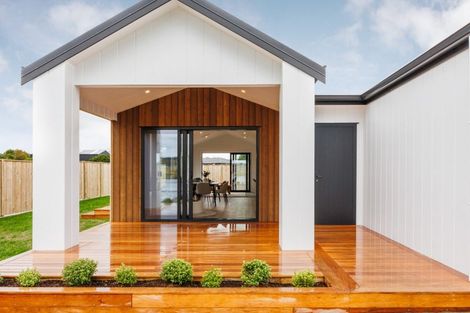 Photo of property in 20 Parkside Avenue, Maewa, Feilding, 4702