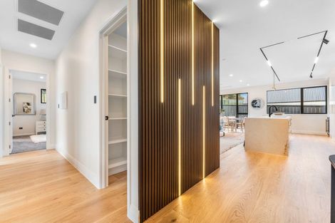 Photo of property in 36 Streamview Way, Long Bay, 0792