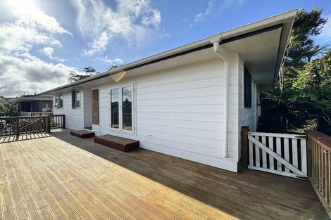 Photo of property in 118 Stapleford Crescent, Browns Bay, Auckland, 0630