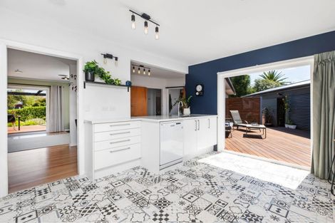 Photo of property in 2 Sonia Place, Casebrook, Christchurch, 8051