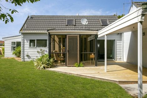 Photo of property in 16 Heathcote Street, Taupo, 3330