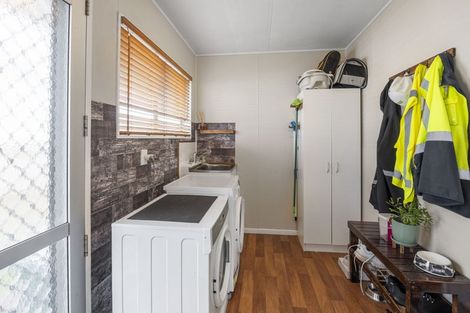 Photo of property in 34 Kamahi Avenue, Hawera, 4610