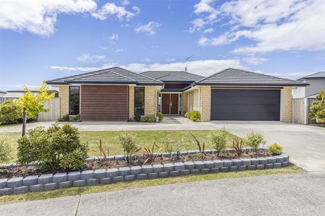 Photo of property in 8 Semaphore Lane, Whitby, Porirua, 5024