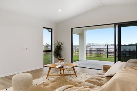 Photo of property in 4 Manotini Way, Pyes Pa, Tauranga, 3112