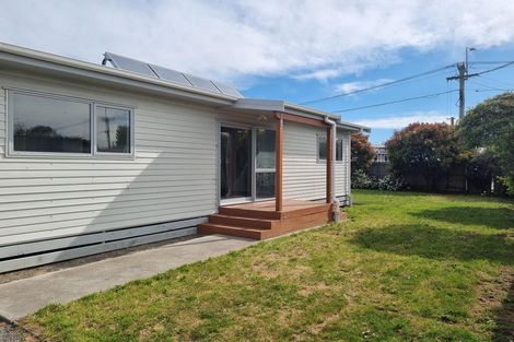 Photo of property in 2 Wildwood Avenue, Wainoni, Christchurch, 8061