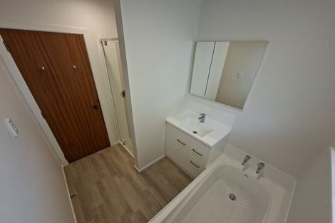 Photo of property in 1/49a Withells Road, Avonhead, Christchurch, 8042