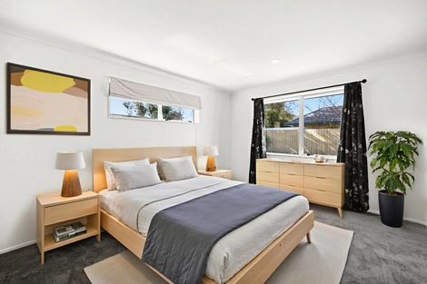 Photo of property in 11 Chancery Close, Hamilton East, Hamilton, 3216