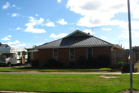 Photo of property in 135 Hagart-alexander Drive, Mosgiel, 9024