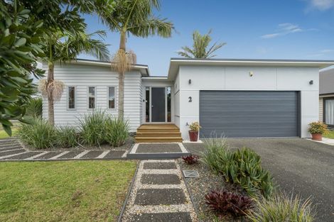 Photo of property in 2 Pelican Place, Whitianga, 3510