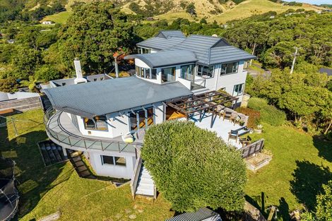 Photo of property in 13 Haunui Road, Pukerua Bay, 5026