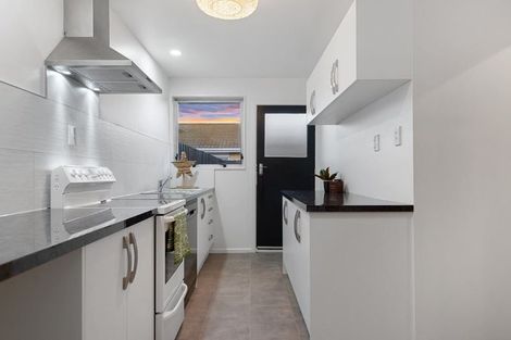 Photo of property in 2/33 Fairfield Avenue, Addington, Christchurch, 8024