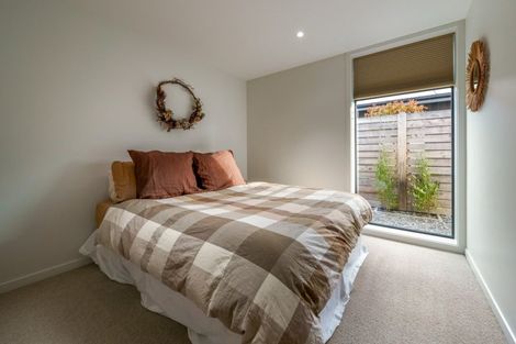 Photo of property in 17 Doug Ledgerwood Drive, Wanaka, 9305