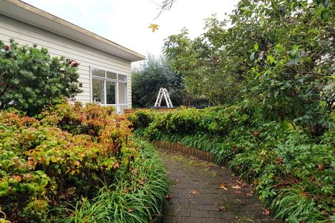 Photo of property in 52 Moore Street, Hillcrest, Auckland, 0627