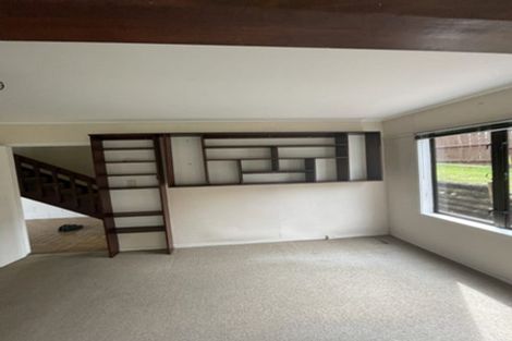 Photo of property in 28 Venus Place, Half Moon Bay, Auckland, 2012