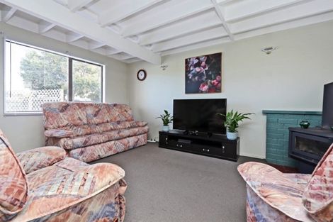 Photo of property in 2/2 Heretaunga Street East, Parkvale, Hastings, 4122