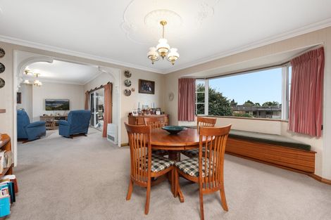 Photo of property in 16 Randell Place, Te Puke, 3119