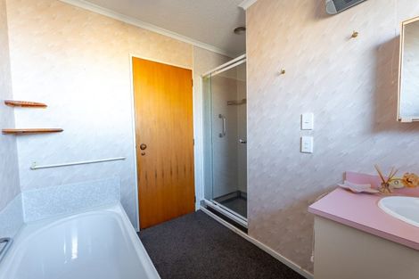 Photo of property in 42 Saint Leonards Road, Temuka, 7920