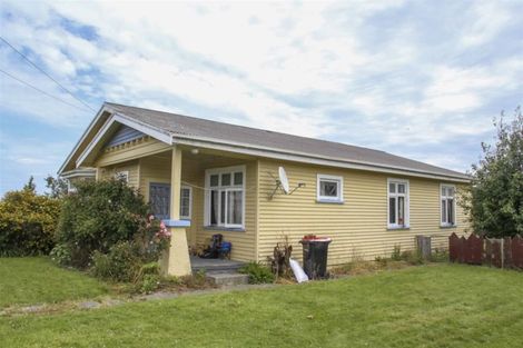 Photo of property in 8 Peace Street, Tuatapere, 9620