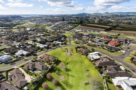 Photo of property in 46 Merriman Place, Pyes Pa, Tauranga, 3112