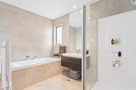 Photo of property in 16 Hema Road, Hobsonville, 0616