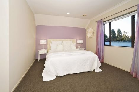 Photo of property in 62 Saint James Drive, Huntington, Hamilton, 3210