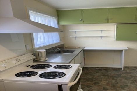 Photo of property in Shakespeare Flats, 8/48 Merton Street, Trentham, Upper Hutt, 5018